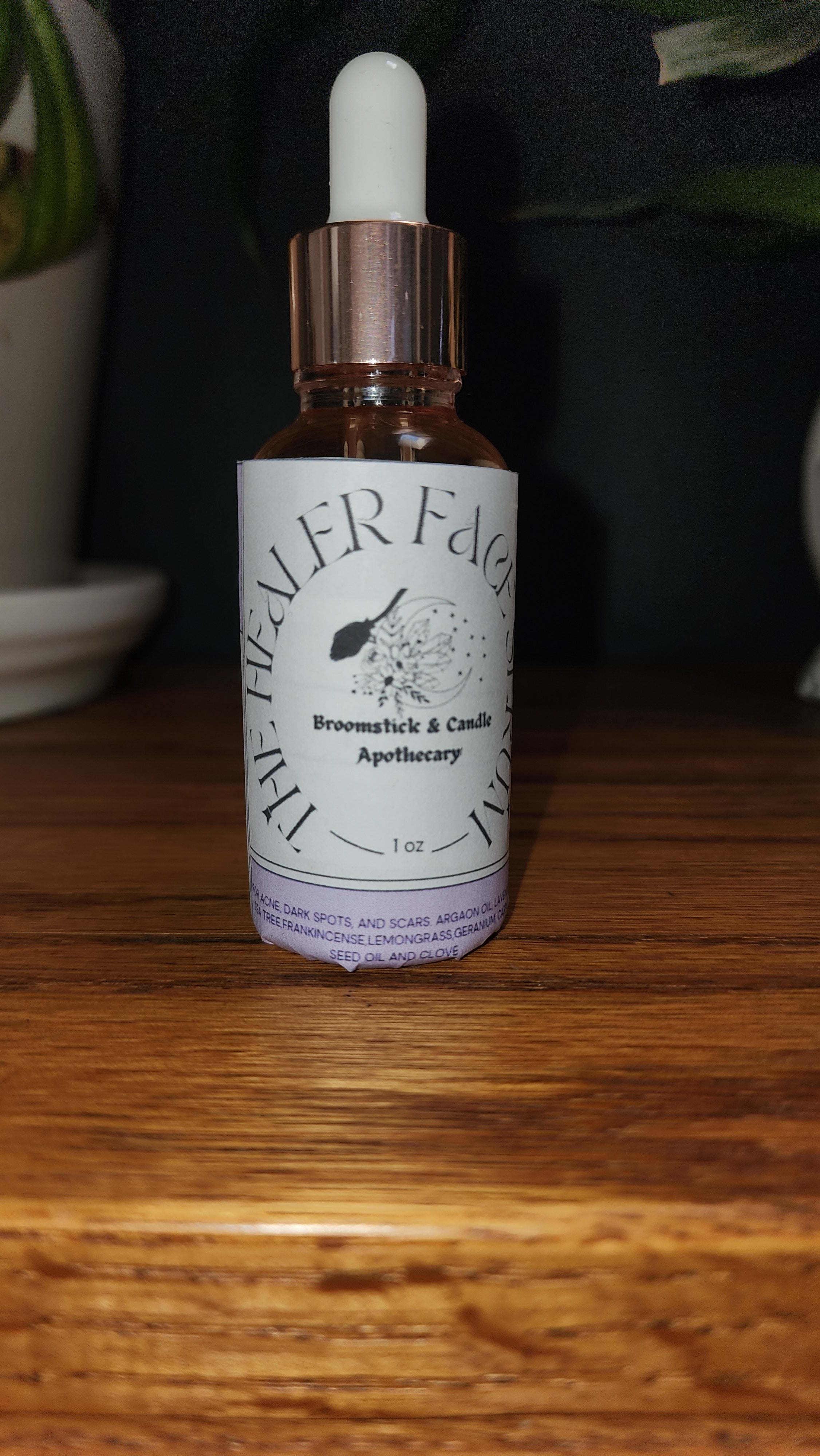 The healer face serum